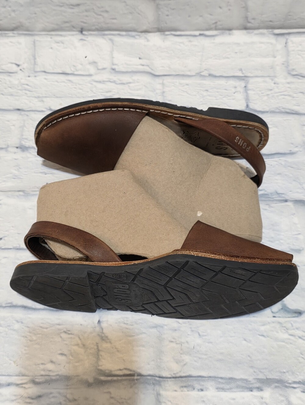 Women’s Brown Leather Slingback Sandals – Classic Open-Toe Style - Picture 3 of 10